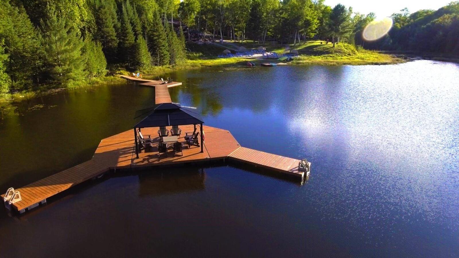 Footprints Resort Bancroft Bagian luar foto